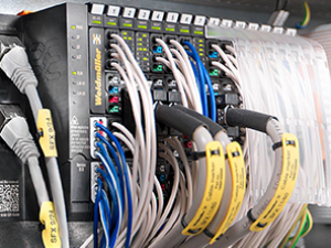 欧姆龙PLC视频教程从入门到精通